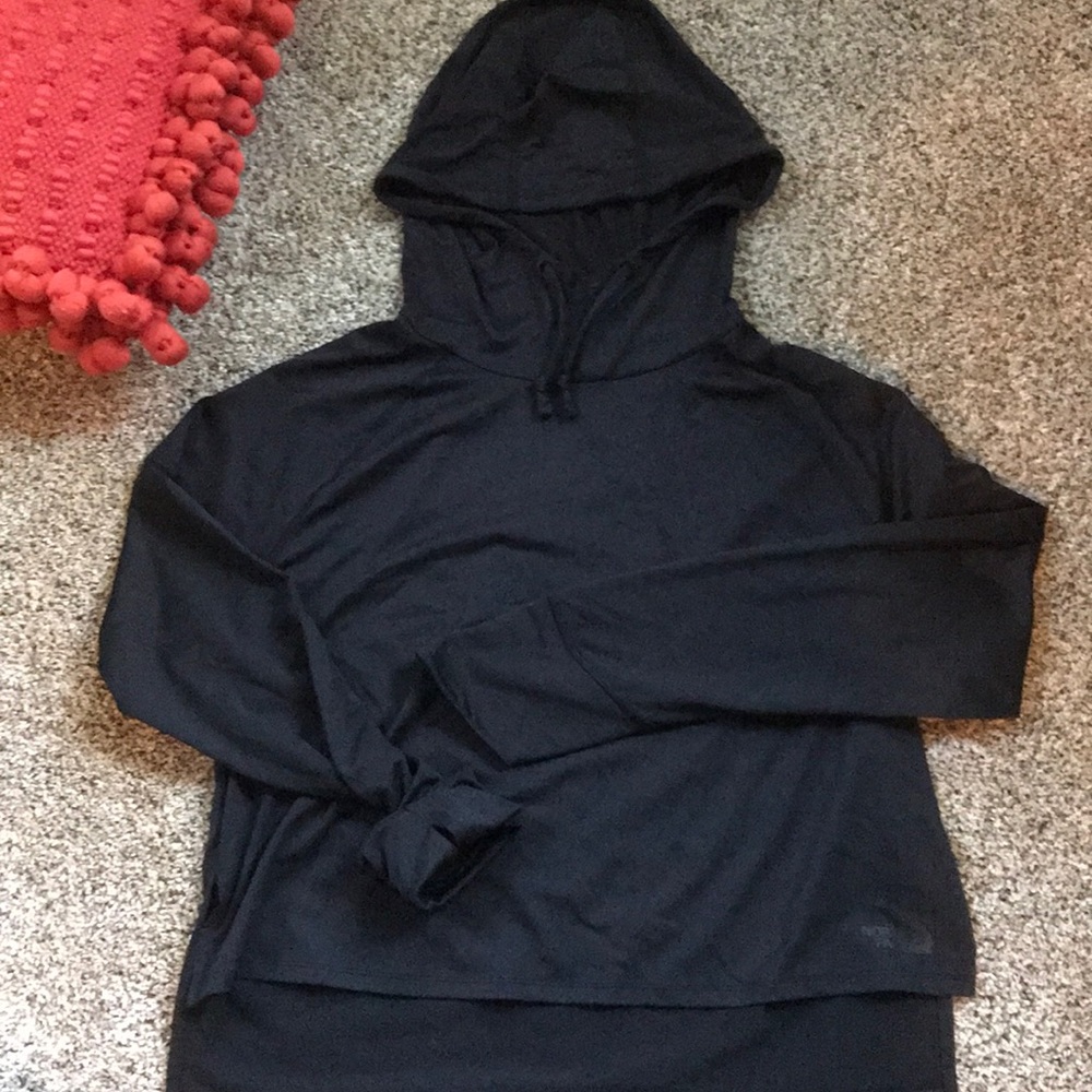 The North Face cropped gym hoodie black large